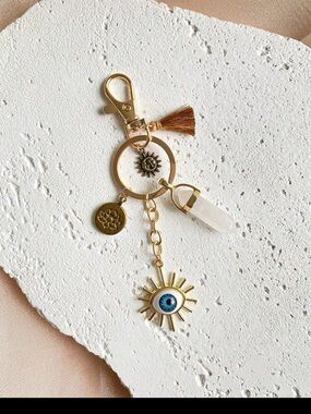 Bag charm for live show